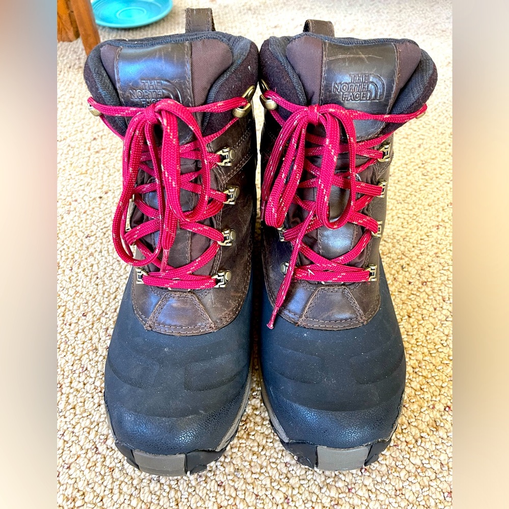 North Face Men’s Winter Boot size 10